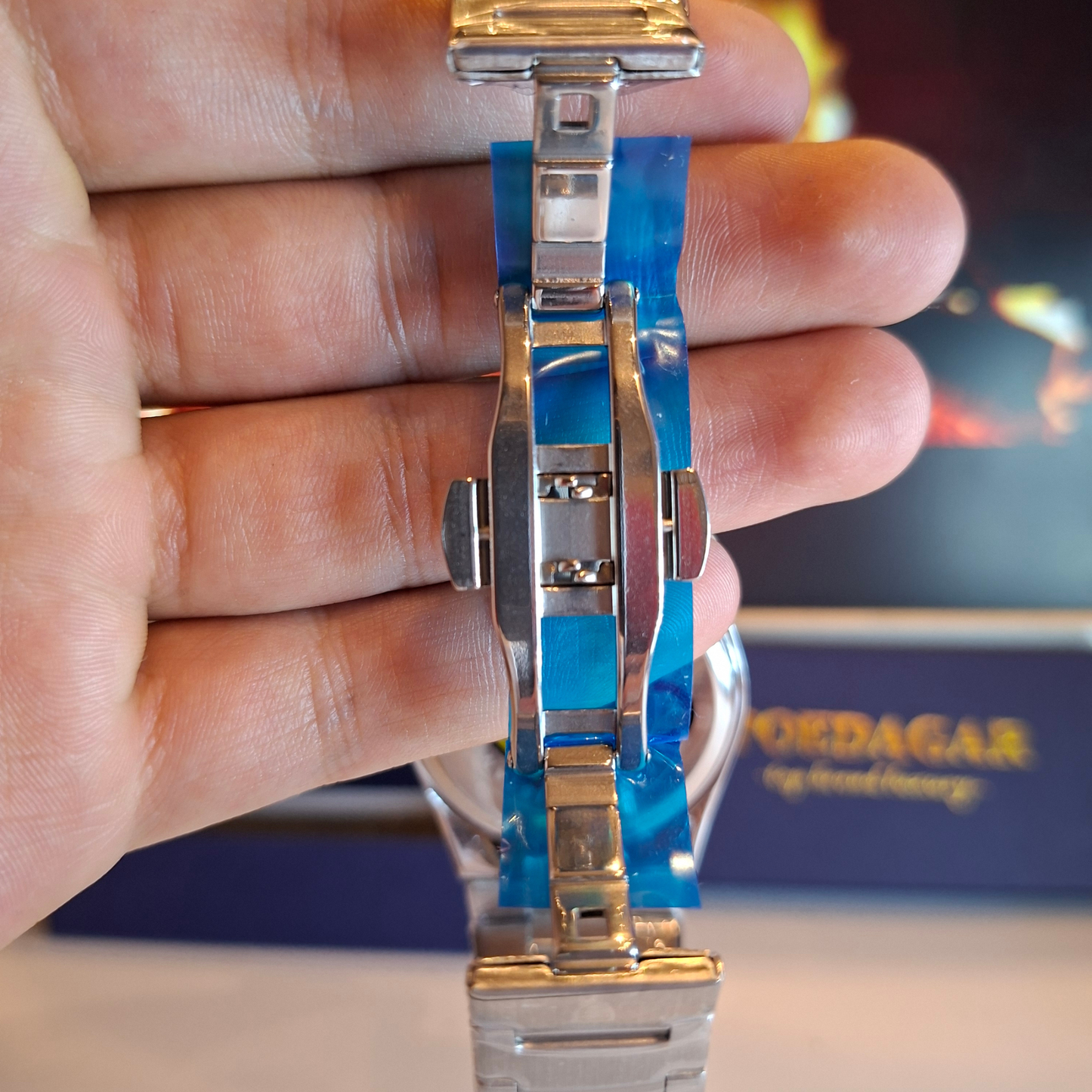 Reloj Hombre POEDAGAR 821 Bisel Dorado Carátula Blanca Acero Inoxidable Luminiscente Broche Mariposa