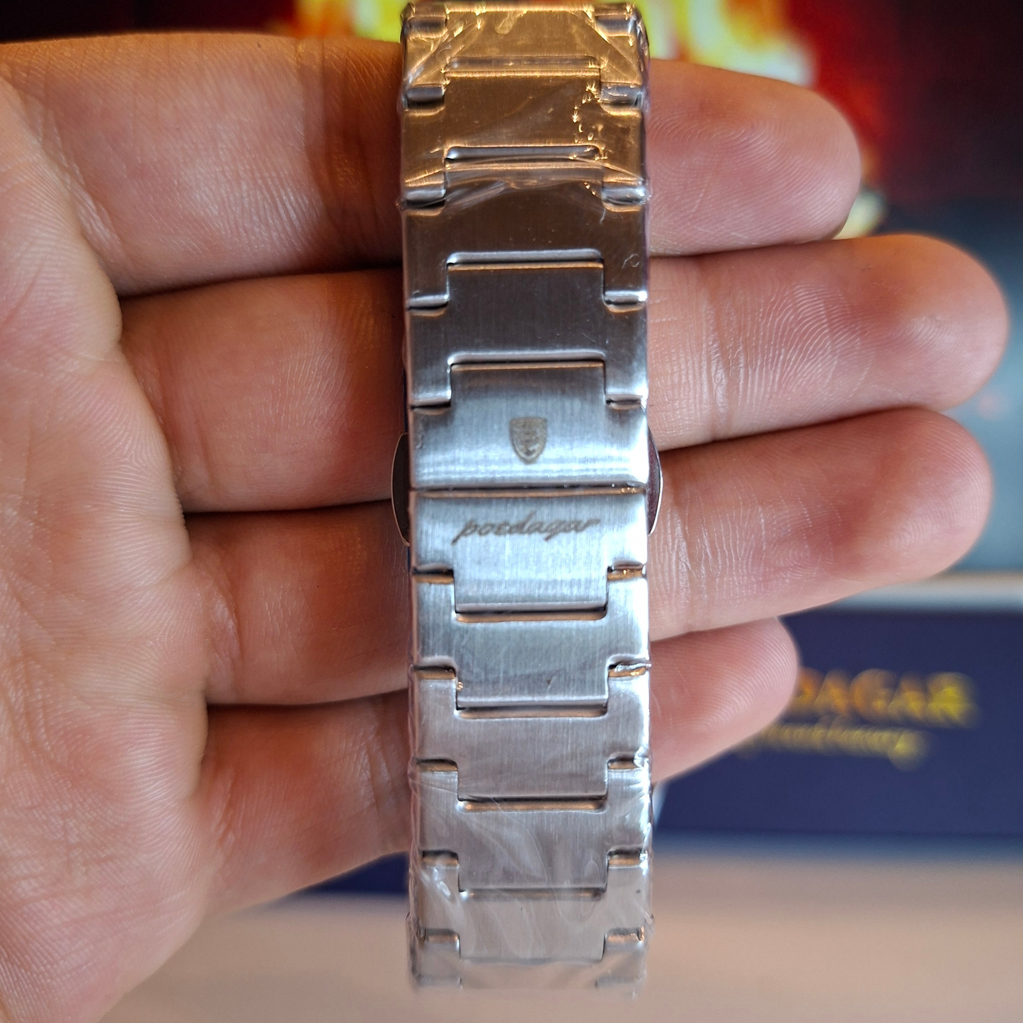Reloj Hombre POEDAGAR 821 Bisel Dorado Carátula Blanca Acero Inoxidable Luminiscente Broche Mariposa