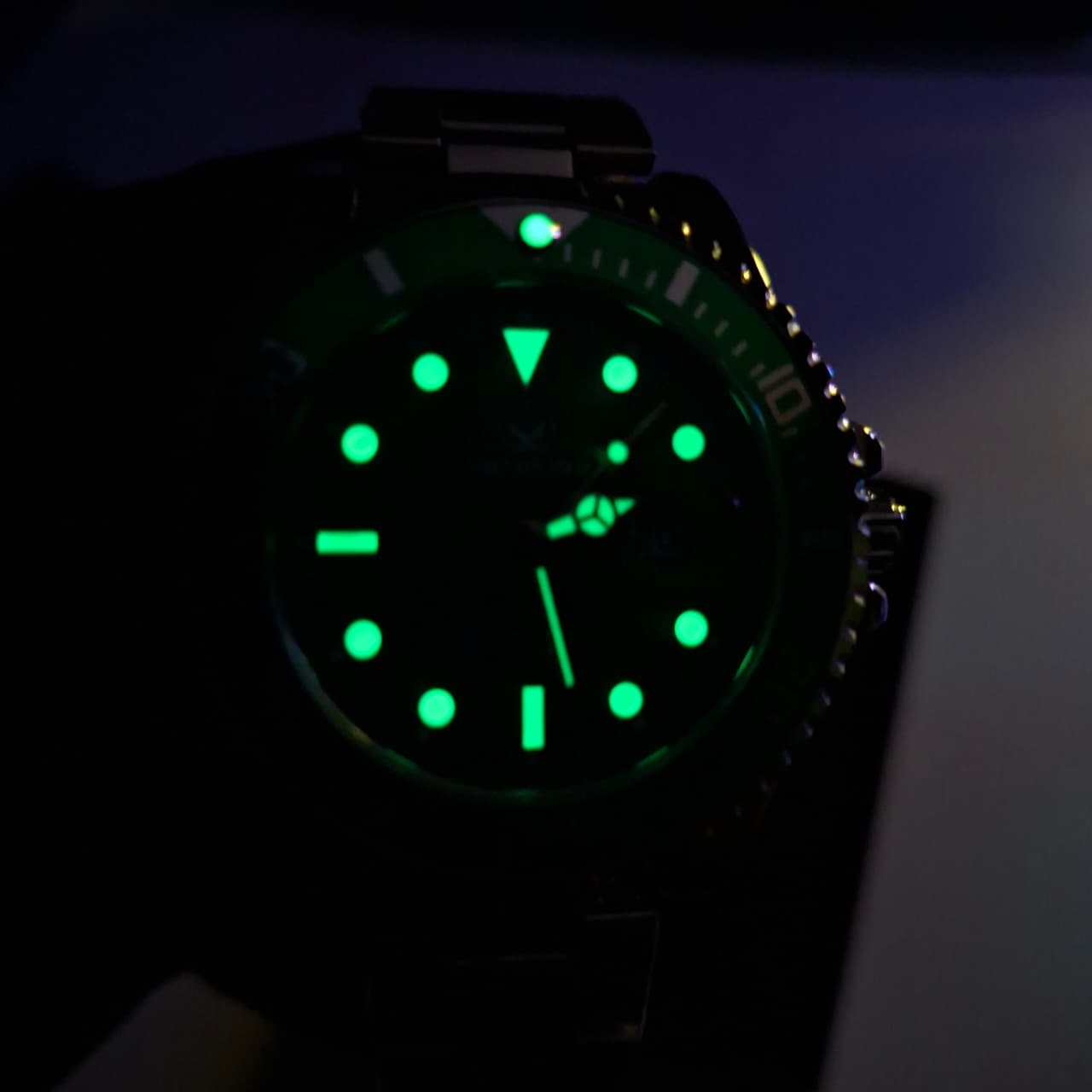 Reloj Hombre Carekiso 901 Verde Bisel Giratorio Acero Inoxidable Luminiscente Estilo Submariner